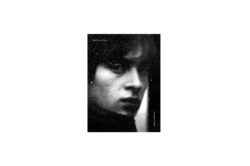Behind-the-glass-Alexandra-Catiere-Chose-Commune-Librairie-Lame
