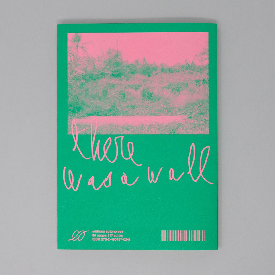 Buiding a wall - A book by Roméo Julien – Image 3