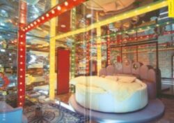 Love Hotel - Kyoichi Tsuzuki – Image 2
